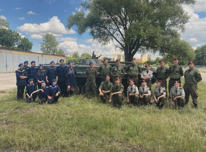 original B1C97C4E 1FB7 436F 8BE8 86C24DF05EED